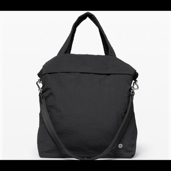 lululemon athletica Handbags - Lululemon On My Level Bag 
Large 30L